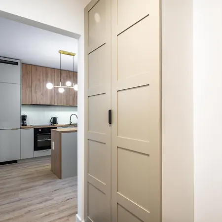 Rentplanet - Modena Appartement Katowice