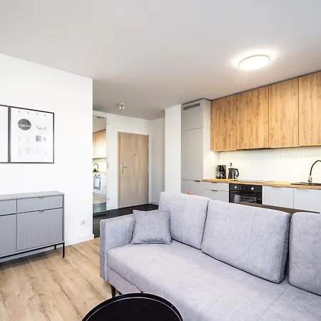 Rentplanet - Modena Apartman *